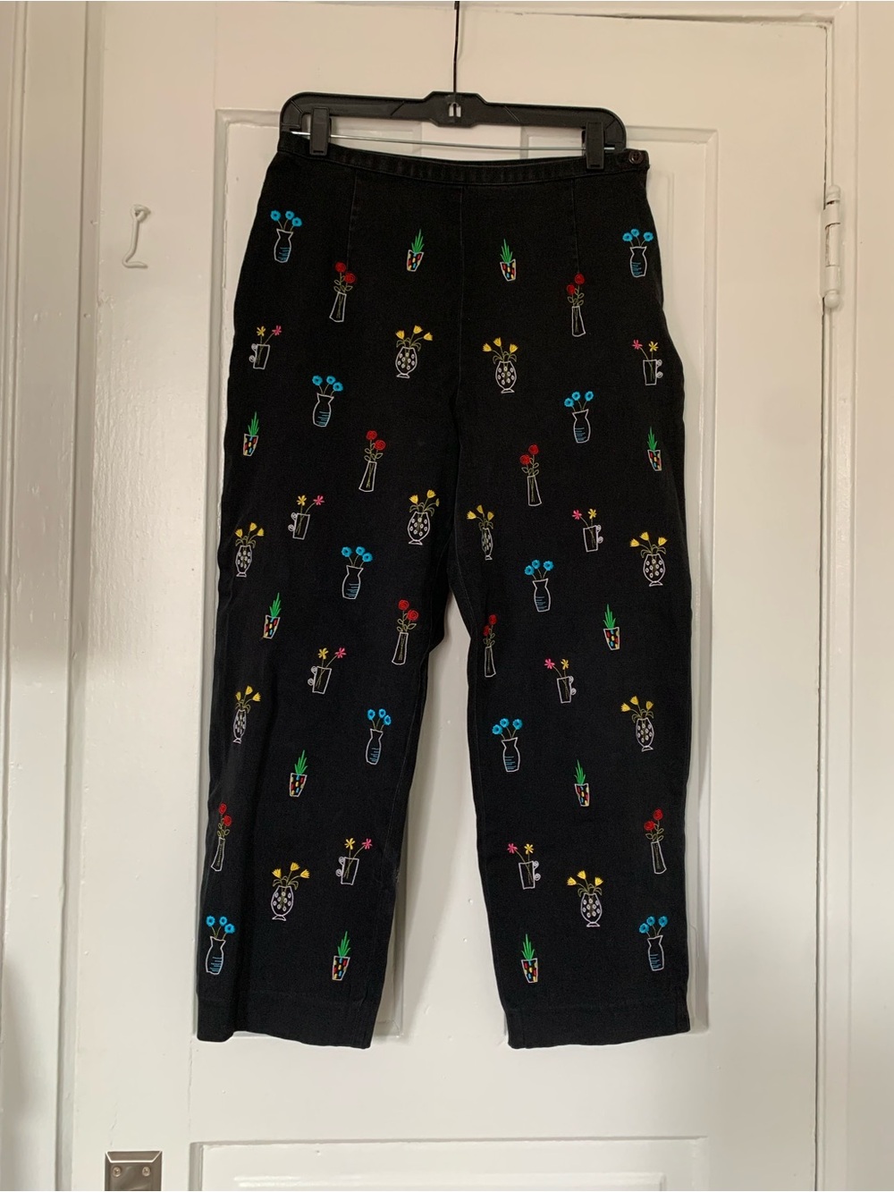 Ali Miles Black Pants with Colorful Floral Embroidery